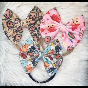 Coco🍉 5” bows on nylon